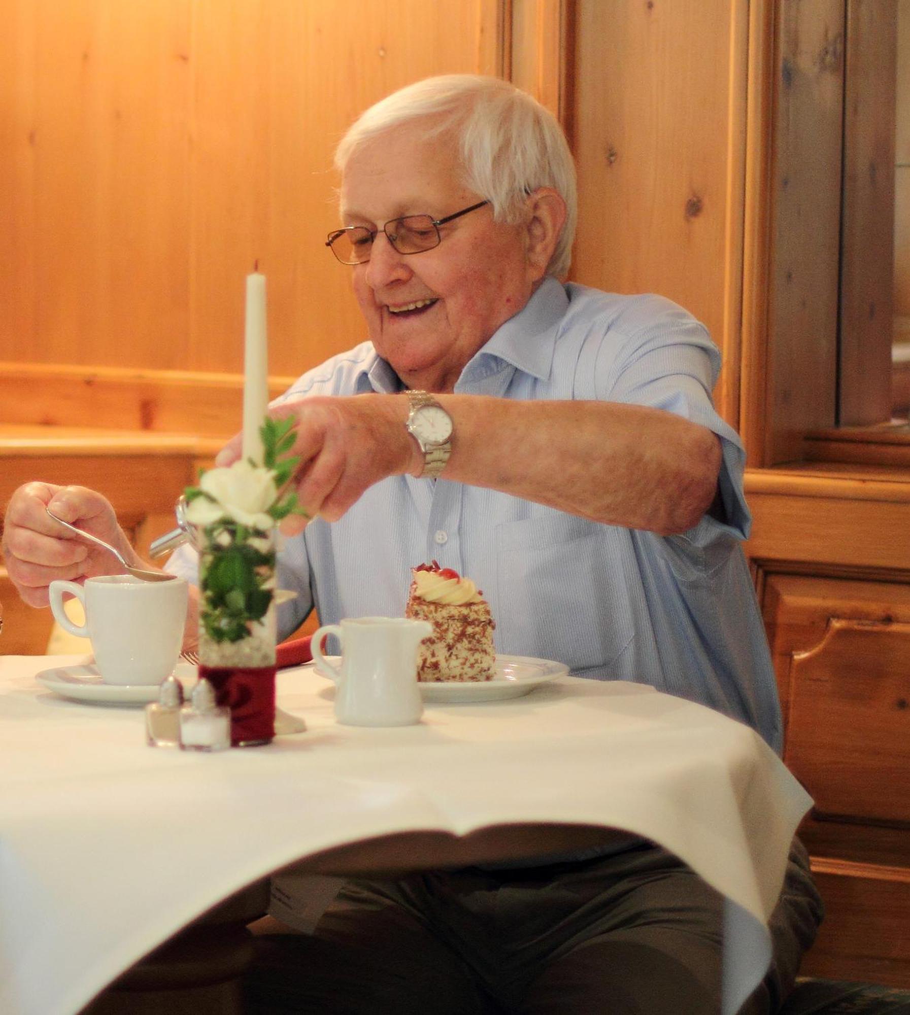 Gasthaus Hotel Zum Kreuz Stetten am Kalten Markt Eksteriør bilde