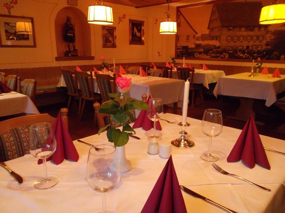 Gasthaus Hotel Zum Kreuz Stetten am Kalten Markt Eksteriør bilde